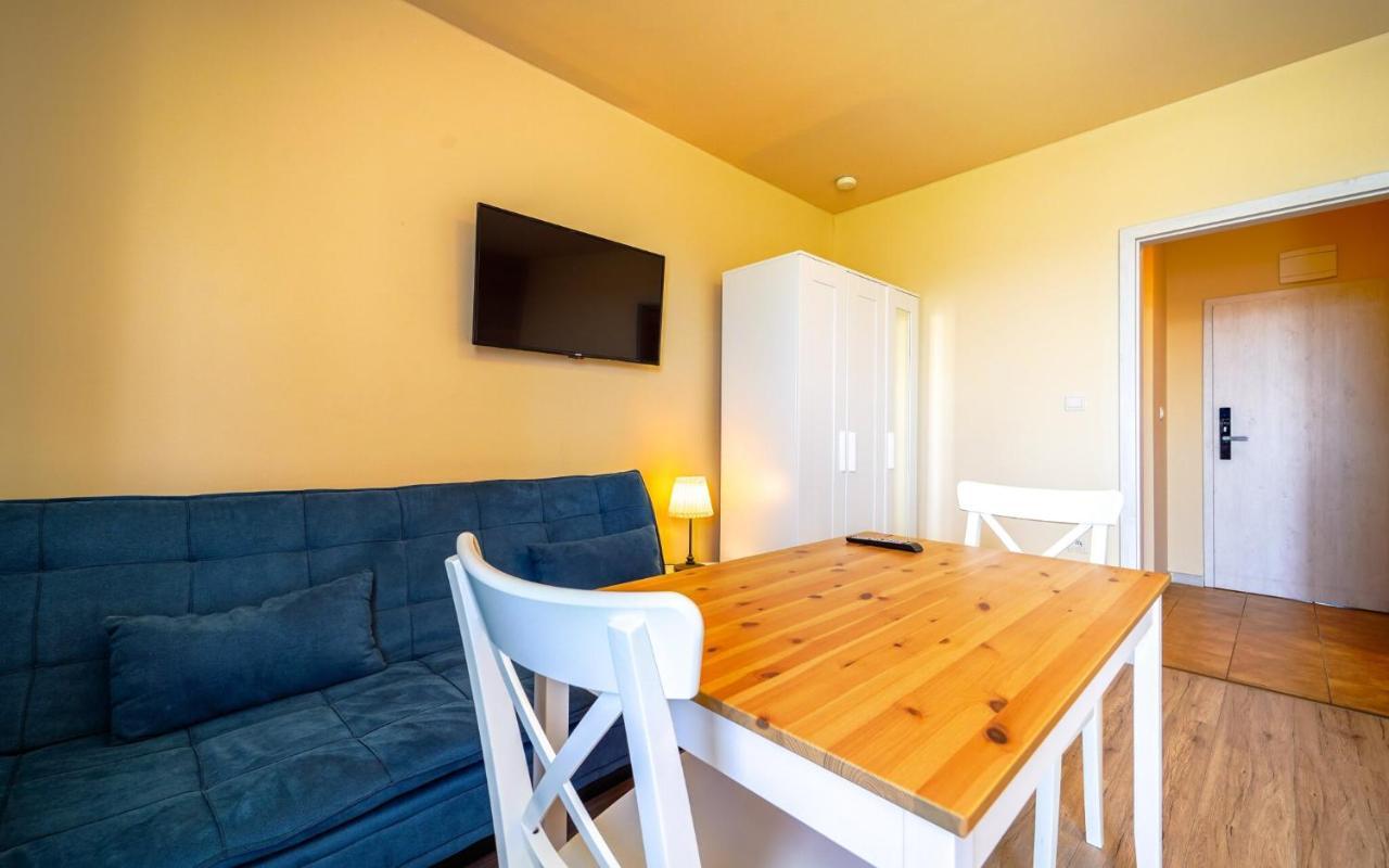 Apartmány Karmon Park Velky Meder Exterior foto